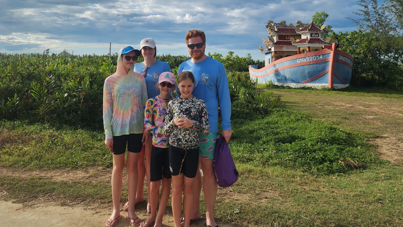Rowing Sup/Kayak from the Coconut forest to the Craft village (4)